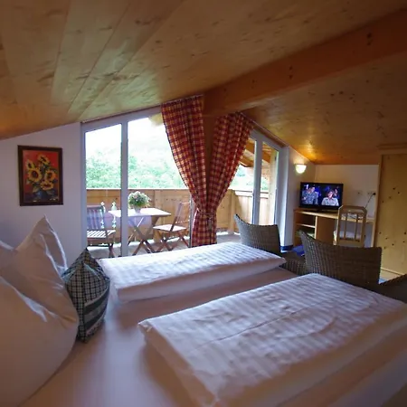 Szálloda Hotel-pension Heike Kitzbühel