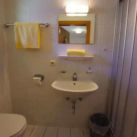 Hotel-pension Heike Hotell 3*