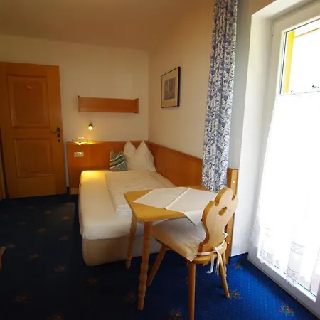 Szálloda Hotel-pension Heike 3*