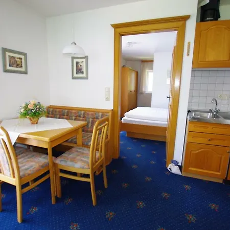 Hotel-pension Heike 3*