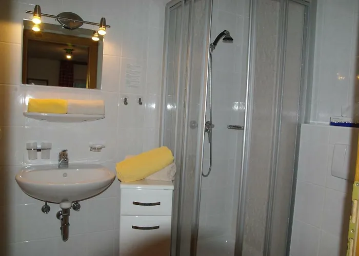 Hotell Hotel-pension Heike 3*