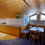Hotel-pension Heike Kitzbühel