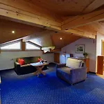 호텔 Hotel-pension Heike