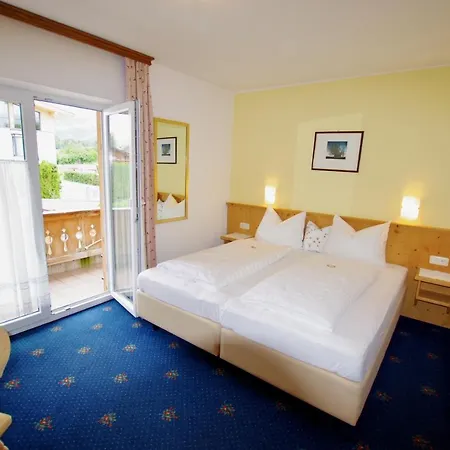 Hotel-pension Heike 3* キッツビュール