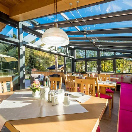 Hotel-pension Heike 3*