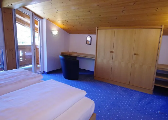 Hotel-pension Heike 3*