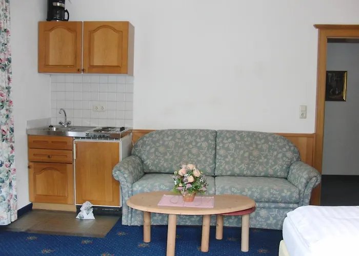 Hotel-pension Heike 호텔