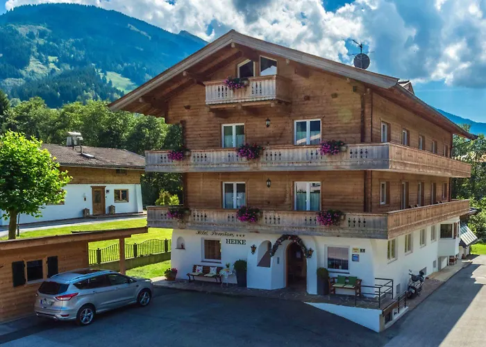 Hotel-pension Heike 호텔 3*